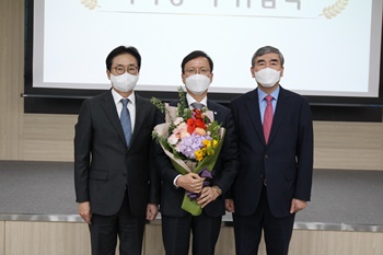 윤성태 제약협 이사장 "모든 제약사 동반성장 도모"