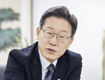 이재명 "코로나백신·치료제 전폭투자…INN 도입 검토"