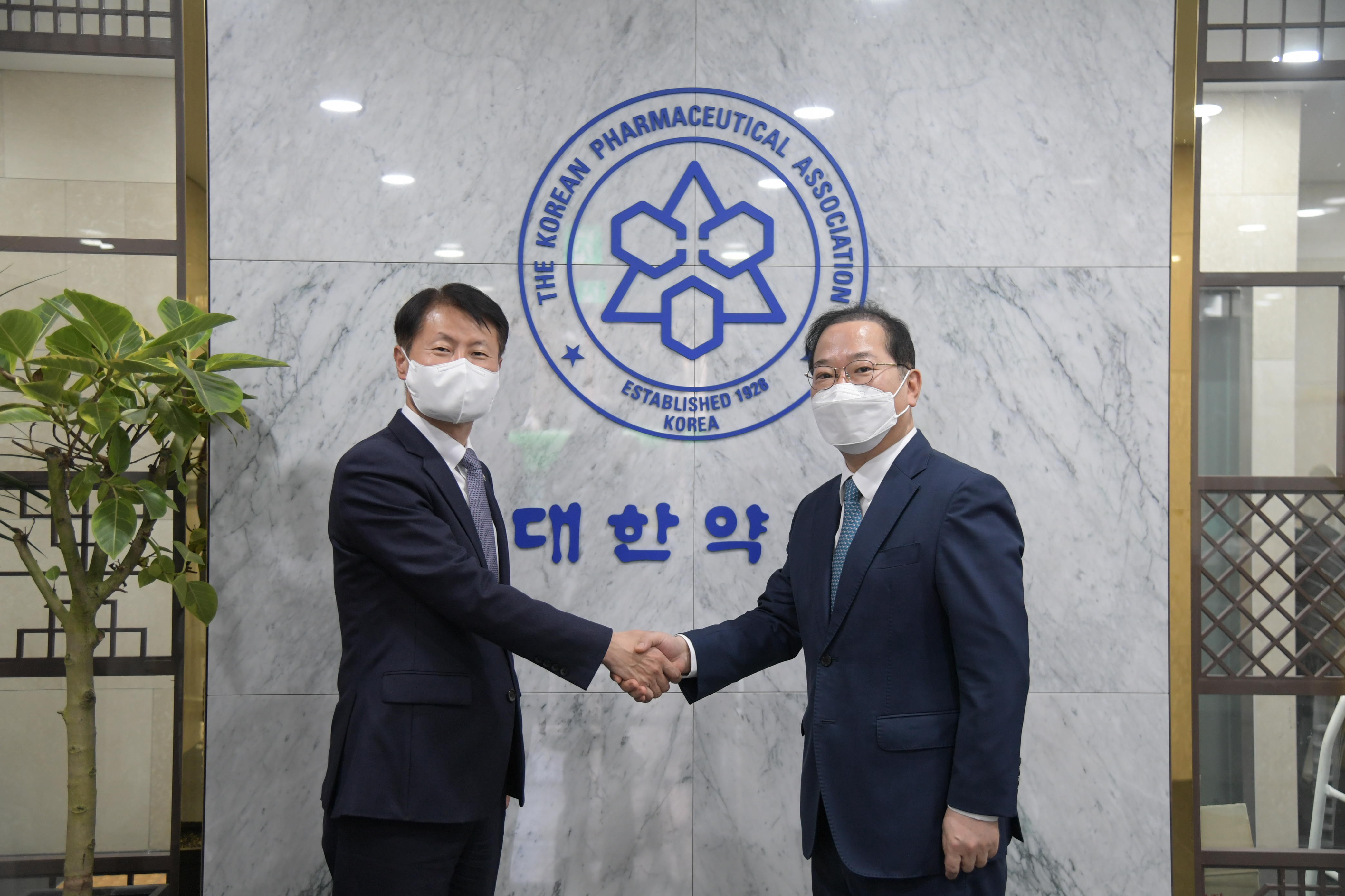 식약처장 약사회 방문…자가키트 안정공급 협조 요청