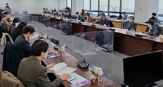 동네병의원 중심 진료체계…신생아 전문의 수가개선