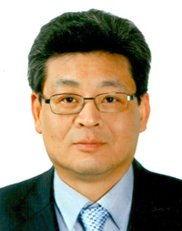 안국, 창업주 부자 경영 손뗀다...전문경영인 대표체제 가동