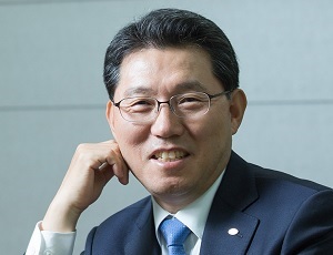 "신약개발 컨트롤타워 재도약이 목표...발로 뛰겠다"