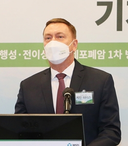 피터스 한국MSD 대표 "몰누피라비르, 승인 당일 공급 가능"