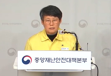"대면진료 확대, 약은 대리수령"...원칙만 강조하는 정부