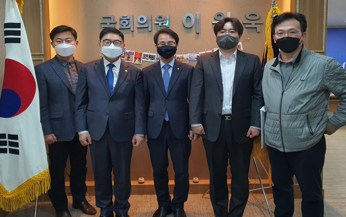 경기도약, 이원욱 과기정통위원장에 "화상투약기 막아달라" 