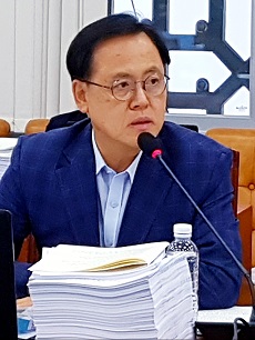 새 정부 보건복지부장관에 4선 이명수 의원 거론
