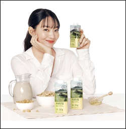 일일하우, 100% 비건 단백질 대규모 샘플링 이벤트