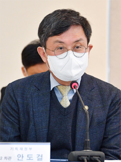 코로나 겪어본 정부, 비대면 진료 시스템 구축 사활