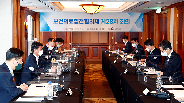 질병청 "약국 확진자 비급여청구 문제, 보완방안 마련"