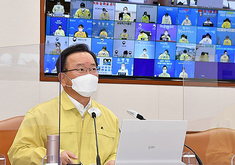 18일부터 사회적 거리두기 전면 해제…마스크는 유지