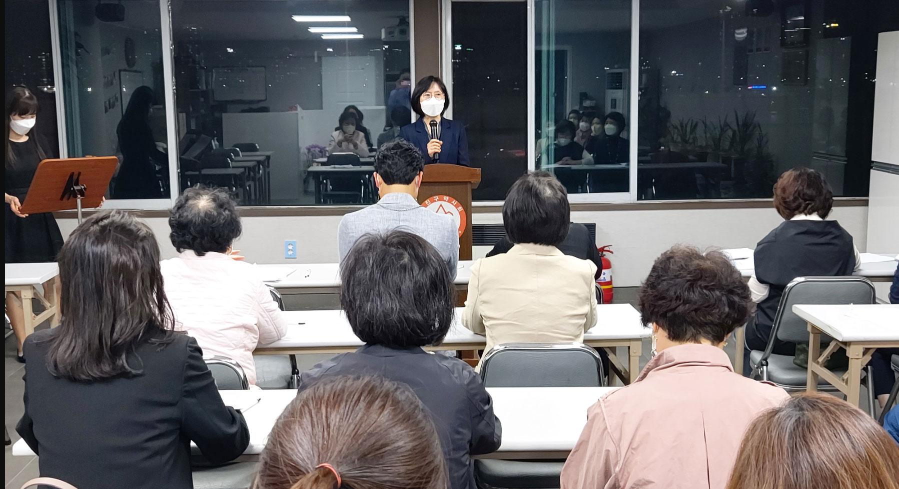 광진구약, 이영희 전 여약사부회장에 공로패