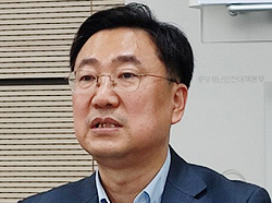 "비대면 진료 제도화 중점 추진…조제약 배송 포함"