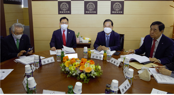약사회, 전임 집행부와 회무·재정 인계인수 진행