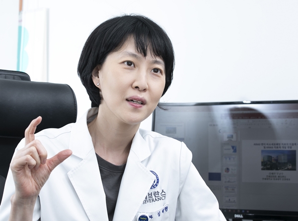 "효과·안전성 높은 루마크라스, 폐암 환자에 새 기회"