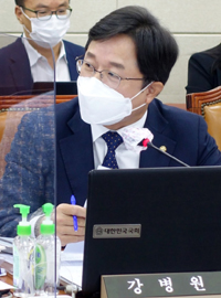 1년 넘게 멈췄던 '중범죄 의사 면허취소법' 본회의 오르나