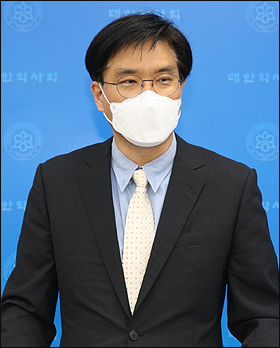 DUR 아닌 정부 서버로...약사회, 전자처방전 전략 수정