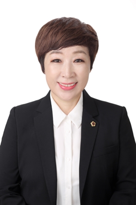 부산 약대 동문회장에 윤성미...다양한 장학제도 약속