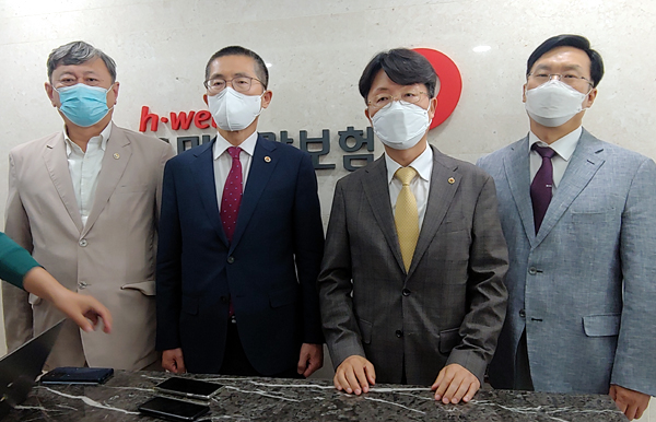 의협 "공단 재정운영위 2.1% 인상안 통보...협상결렬 조장" 