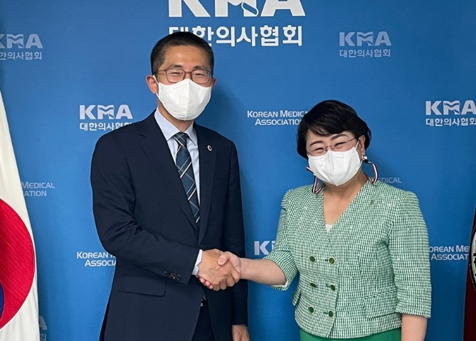 의협, 심평원장 만나 심사체계 개편 등 현안 논의