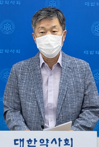 약사회 '민원원스톱 전화' 한달..."200여건 접수됐어요" 