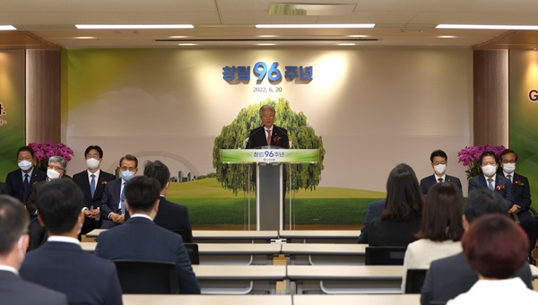 유한양행 "혁신신약 반드시 개발...글로벌 제약사 도약"