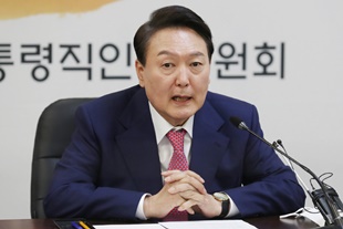 원숭이두창 의심자 입국…尹, 백신·치료제 신속도입 지시