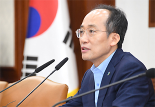 "비대면 진료 허용 지금이 적기"...규제혁신 대상 올랐다
