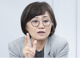 "렉라자 전체생존기간 38.9개월...괄목할 만한 데이터"