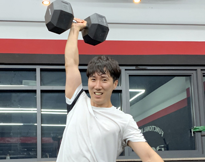 "이렇게 재미있는 운동인데, 혼자만 할 수는 없죠"