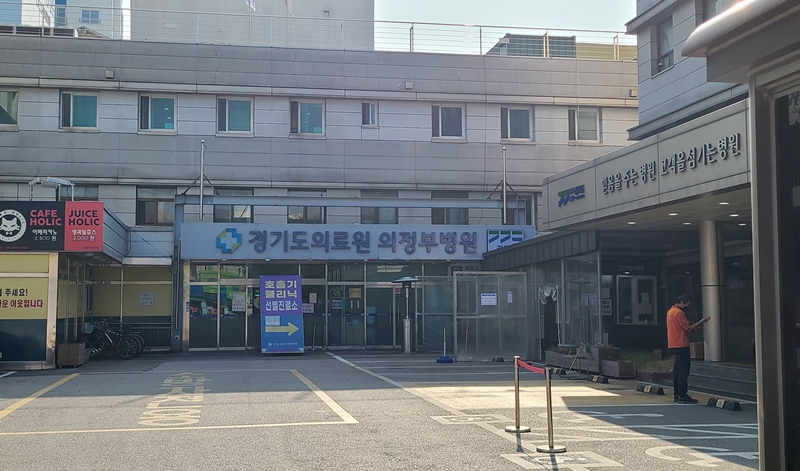 경기도의료원 6개 병원 파업 예고...주변 약국 긴장