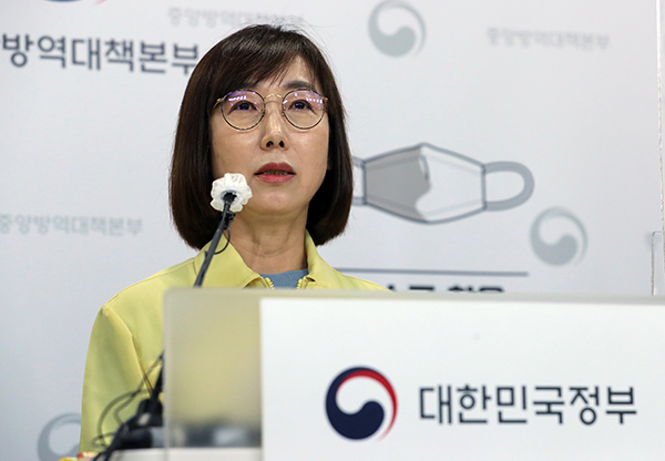 연휴때 약국 1천곳 코로나약 조제…보건소 분업예외 허용