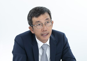 "독감백신 다 똑같다고요? 100년 역사 백신은 달라요"