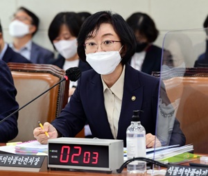 "의사 마약류 투약내역 서비스 의무화, 입법 협조"