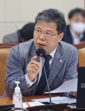 지방의료원 74% 전문의 정원 미달…94%는 간호사 부족