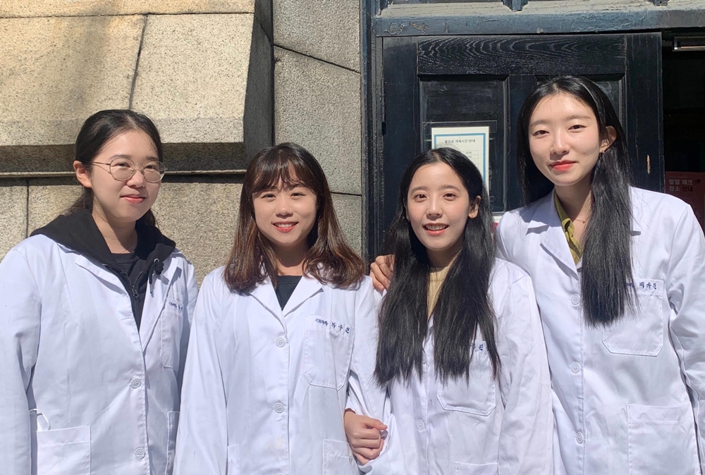 "디지털로 환자 관리"...약대생이 상상하는 미래약국