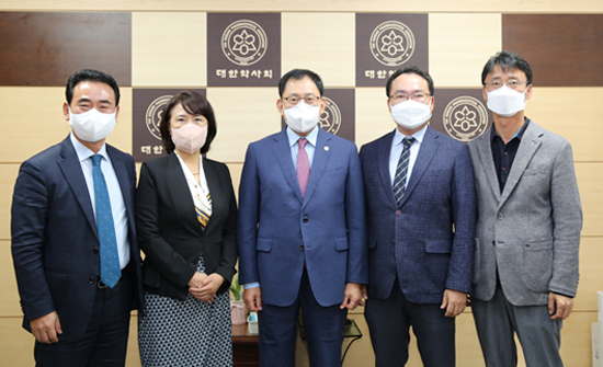 약사회, 서울 분회장들에 여약사대회·학술제 협조 요청