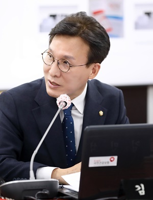 김민석, 개량신약 약가기준 미흡 비판…"정부 개선 필요"