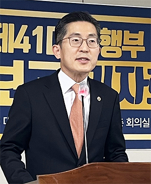이필수 회장 "비대면 진료, 의사들 생각 바뀐건 맞지만..."