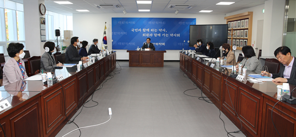 약사회, 전국 약대 동문회장들과 약계 현안 공유