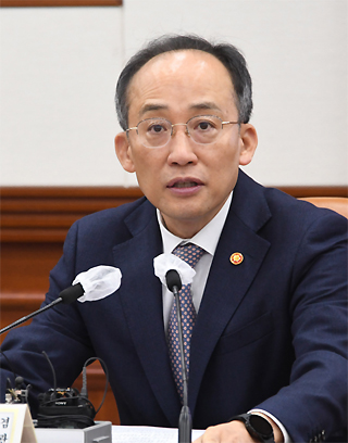 정부, 내년 3월 서비스산업전략 공개...보건의료도 포함