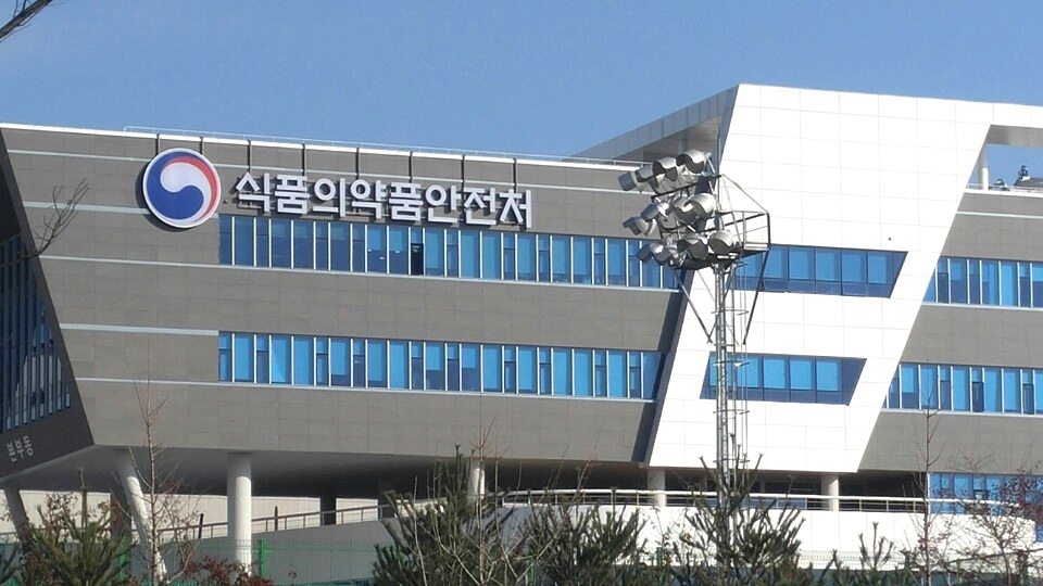 비강분무액 '자일로메타졸린 0.1%' 연령금기 7→12세