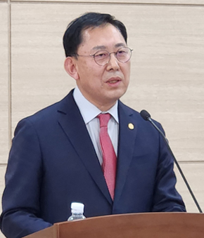 최광훈 "내년 6월 비대면 진료 법제화 앞두고 약 배송 대비"