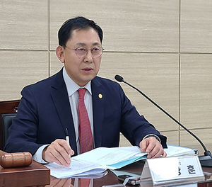 "한약사 문제는 어떻게 되고 있나"…약사회 입장은