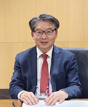 또 약사 출신 국립대총장?...홍진태교수 충북대총장 도전