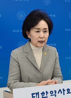 권영희 회장 "감기약 5개 성분만 성분명처방 해보자"