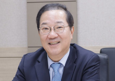 "통합6년제에 맞는 약대인증평가로 실무형 약사 양성"