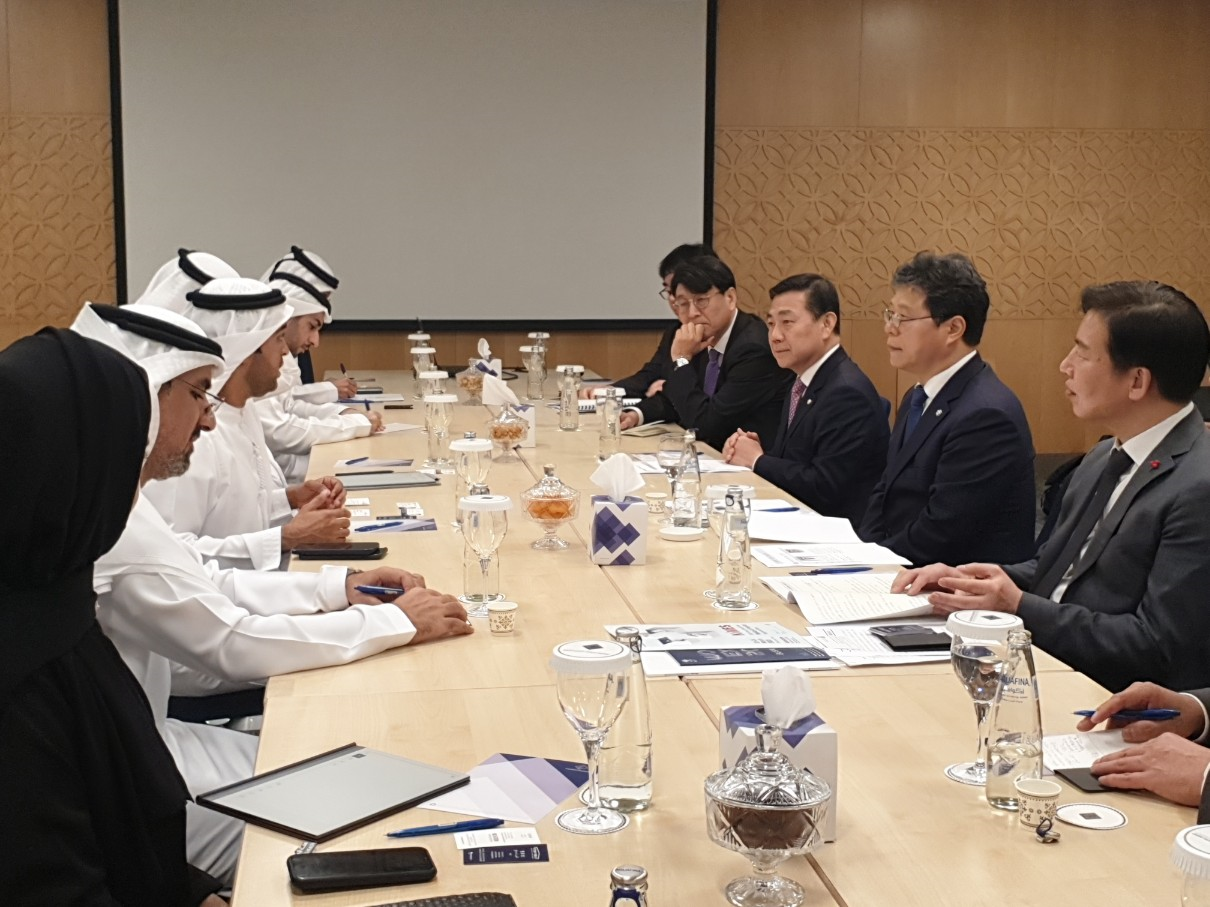 한국-UAE 아부다비 보건부, 양자 면담 진행