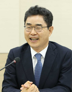 오송 찾은 국세청장 "중소 제약·바이오업체 세정지원 약속"