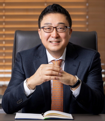 지씨셀, 검체·CDMO 효과 실적 약진...제임스 박 대표 내정