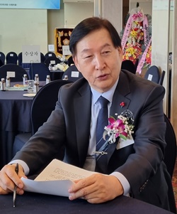 "제약사 직접 유통에 협조 말아야"…유통협회의 당부